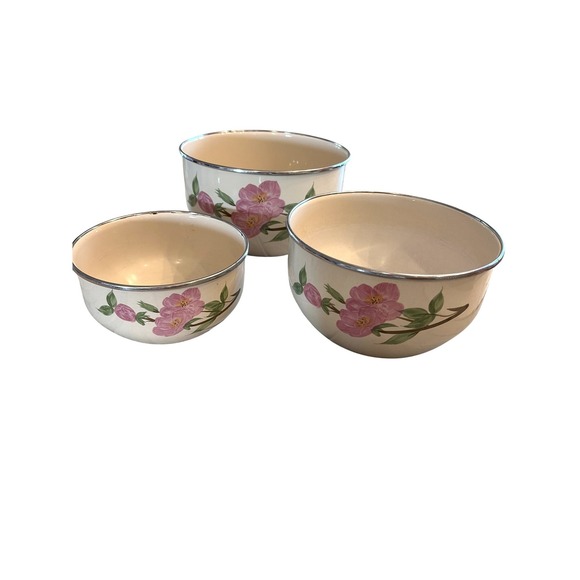 Vintage Enamelware Nesting Mixing Bowls Pink Desert Roses Set of 3 Cream Metal - Picture 3 of 13